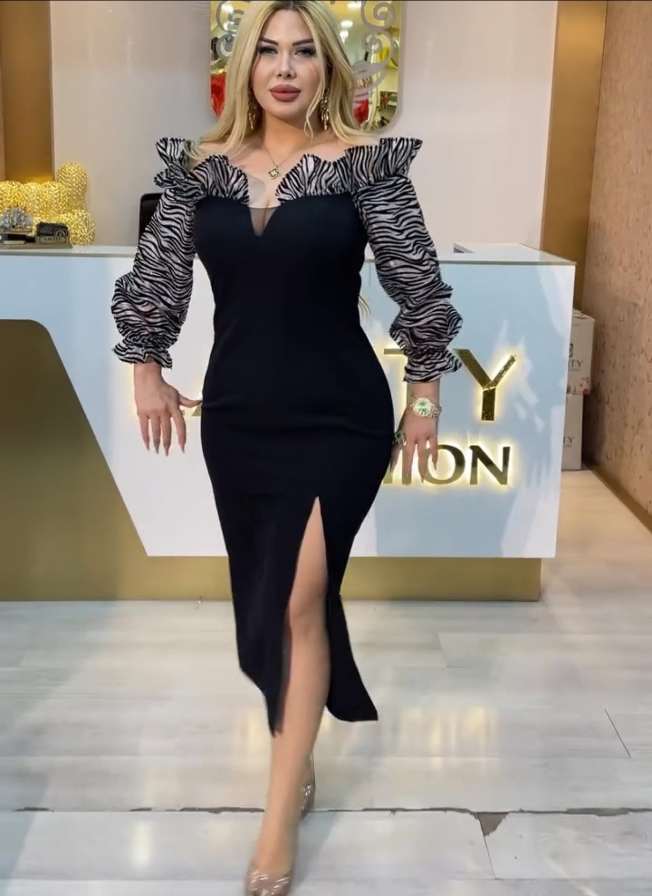 Rochie Henely